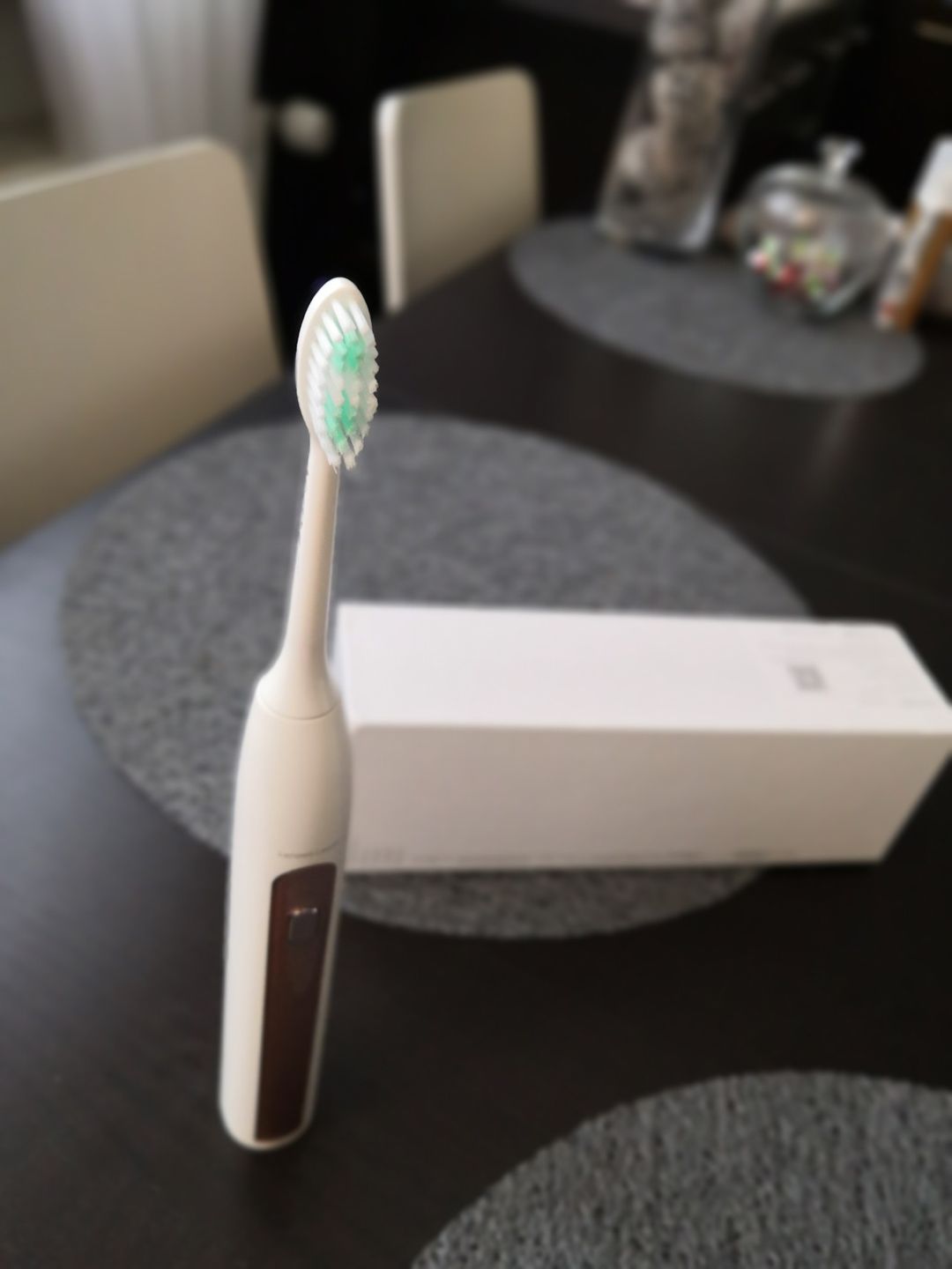 Test Lenovo Lemei - sonicznej szczoteczki do zębów gotowej na XXI wiek! 2