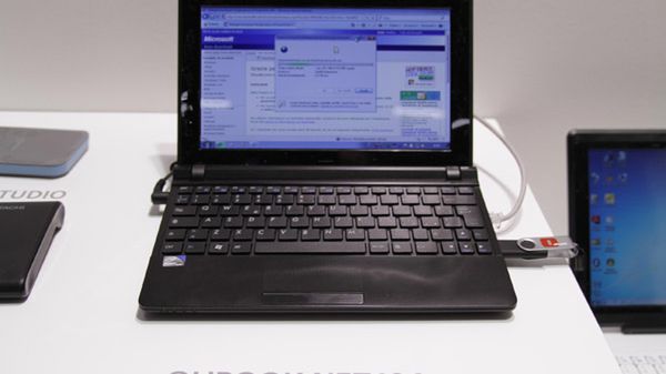 Olivetti Olibook Net104 i M1030 - włoska ofensywa na rynku PC? [wideo] 1