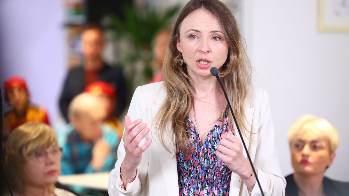 Na zdjęciu ministra pracy,  rodziny i polityki społecznej Agnieszka Dziemianowicz-Bąk