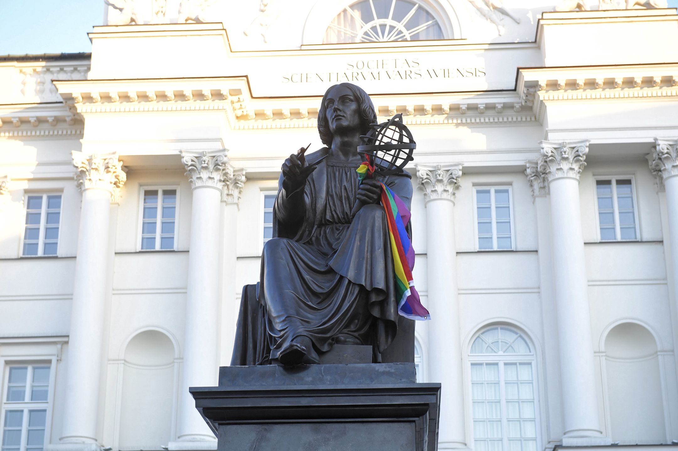 Protesty przeciwko zatrzymaniu aktywistki LGBT w Warszawie