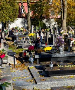 Ceny podskoczyły w tydzień. Ludzie na cmentarzach są wściekli