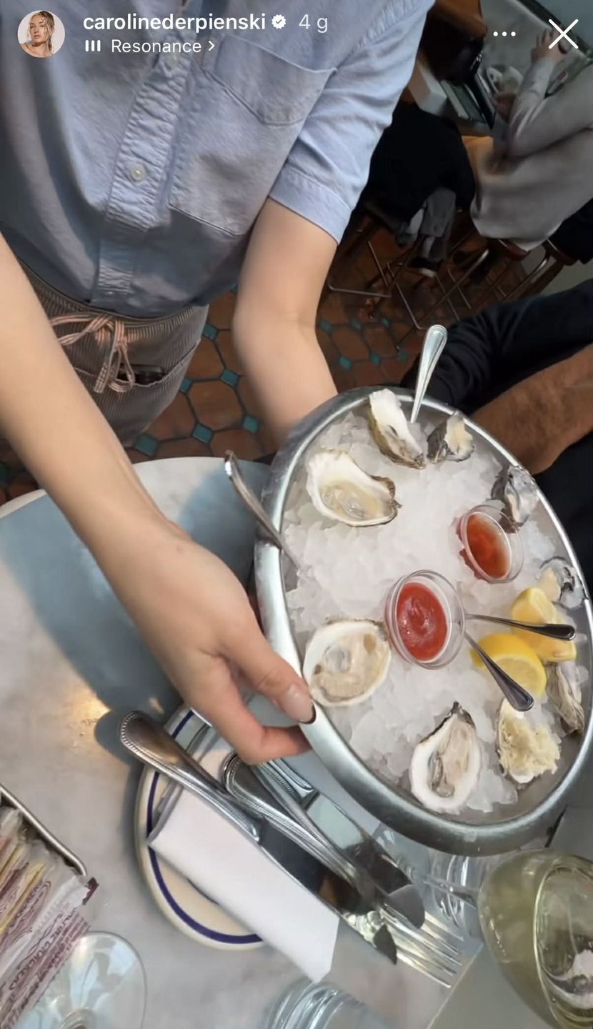 Caroline Derpienski w Aspen