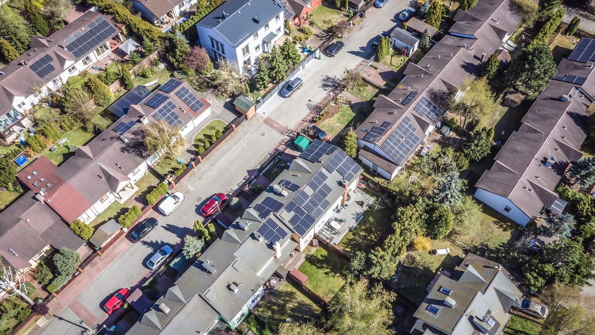 W ramach programu "Czyste powietrze" właściciele domów mogą dostać pieniądze na wymianę nieekologicznych źródeł ciepła