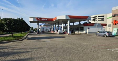 Ceny paliw na Wielkanoc zamrożone. Sprawdź, ile zapłacisz na stacjach od soboty do wtorku [4-7 kwietnia]