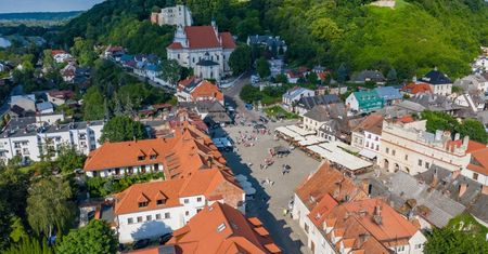 Dla wielu to najpiękniejsze miasteczko w Polsce. Jego symbol przeszedł metamorfozę