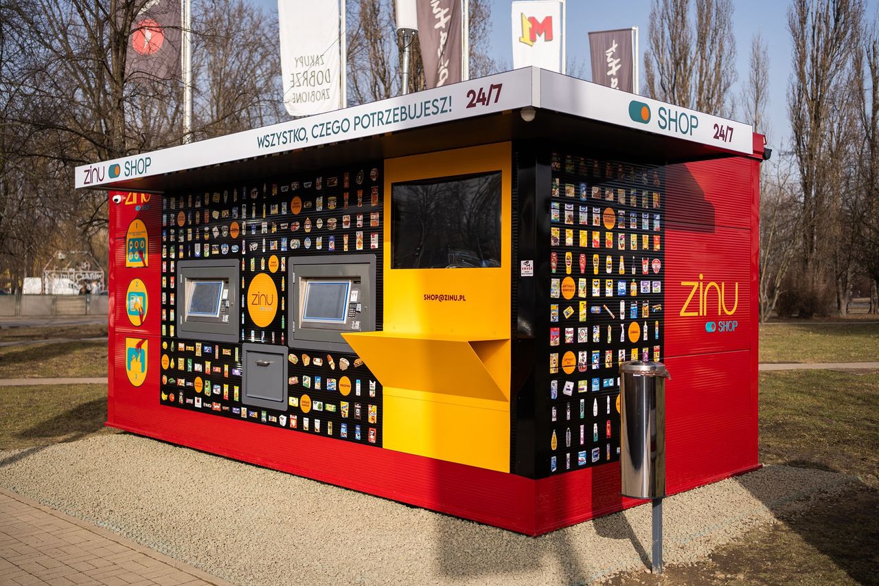 Zakaz handlu im nie straszny. Pierwszy automatyczny sklep Zinu Shop już działa