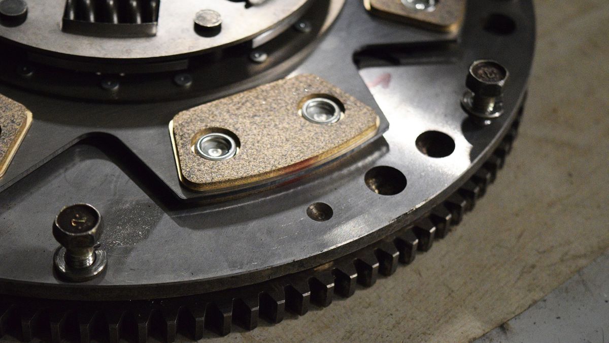 Sprzęgło to jeden z elementów, na których nie warto oszczędzać