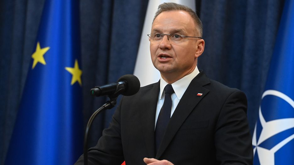 Andrzej Duda
Warszawa, 24.02.2025. Prezydent RP Andrzej Duda na konferencji prasowej po posiedzeniu Rady Bezpiecze�stwa Narodowego w Pa�acu Prezydenckim w Warszawie, 24 bm. (ad) PAP/Piotr Nowak
Piotr Nowak
konferencja, polityk, polityk polityka, polityka, posiedzenie, prasowa, Rada Bezpiecze�stwa Narodowego, Rady Bezpiecze�stwa Narodowego, RBN