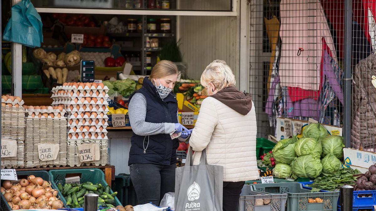  To paradoks, ale ceny polskich warzyw i owoców potrafią być wyższe niż tych sprowadzanych z drugiego końca świata