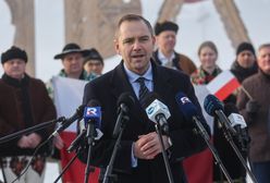 "Hańba!". Emocje na spotkaniu z Nawrockim