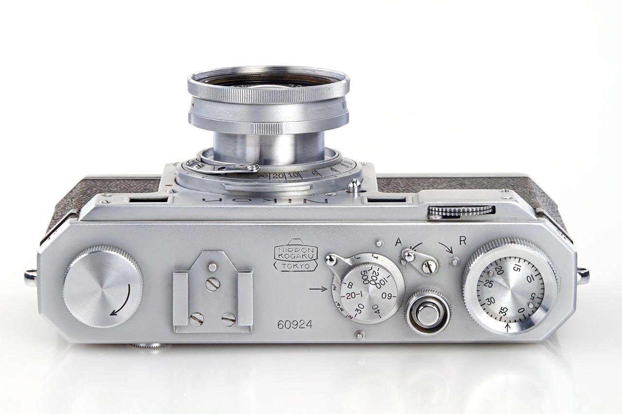 Najstarszy produkcyjny Nikon na aukcji 4
