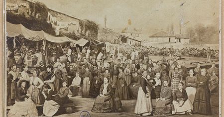 Paryskie muzea udostępniły ponad 100 000 historycznych zdjęć za darmo