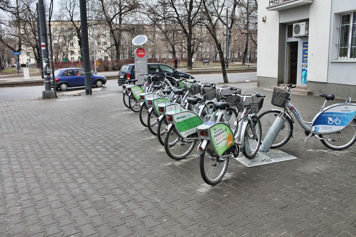 Będą mandaty za jazdę rowerem po chodniku!