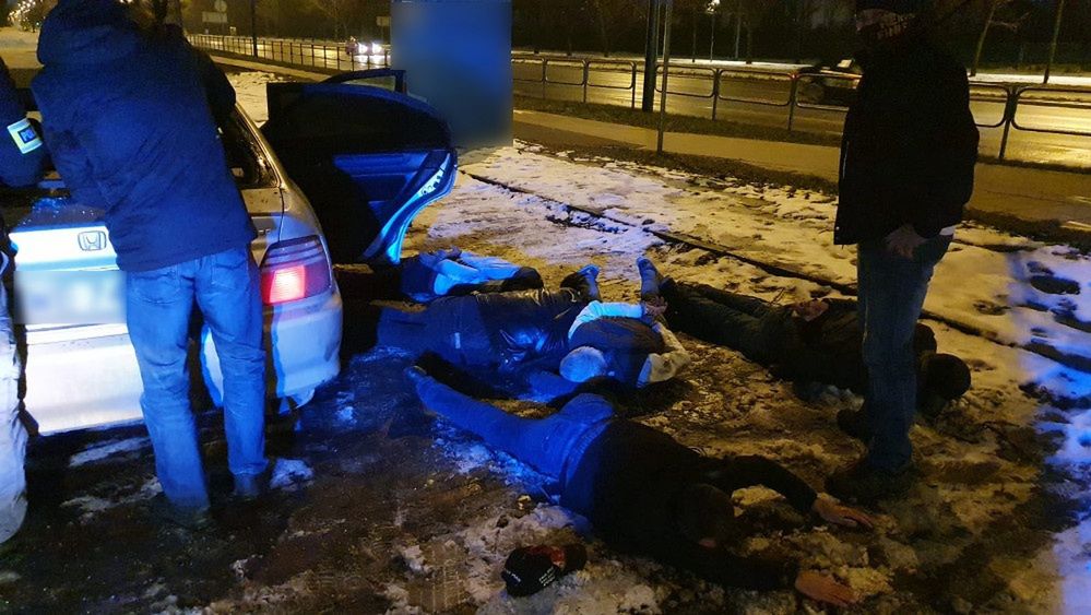 Warszawa. Sześciu obywateli Gruzji okradało samochody