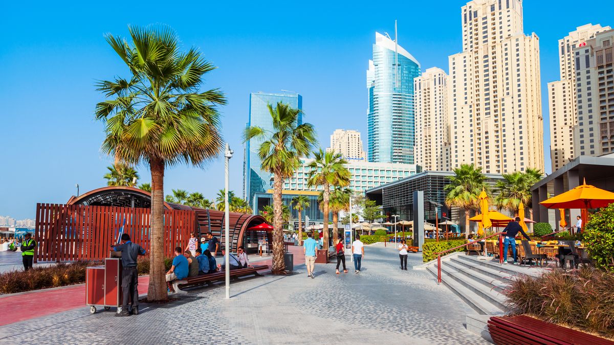 Zjednoczone Emiraty Arabskie kuszą coraz więcej Polaków