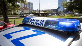 Gniezno: Mężczyzna dziwnie zachowywał się podczas kontroli. Okazało się, że ma narkotyki i jest… Policjantem