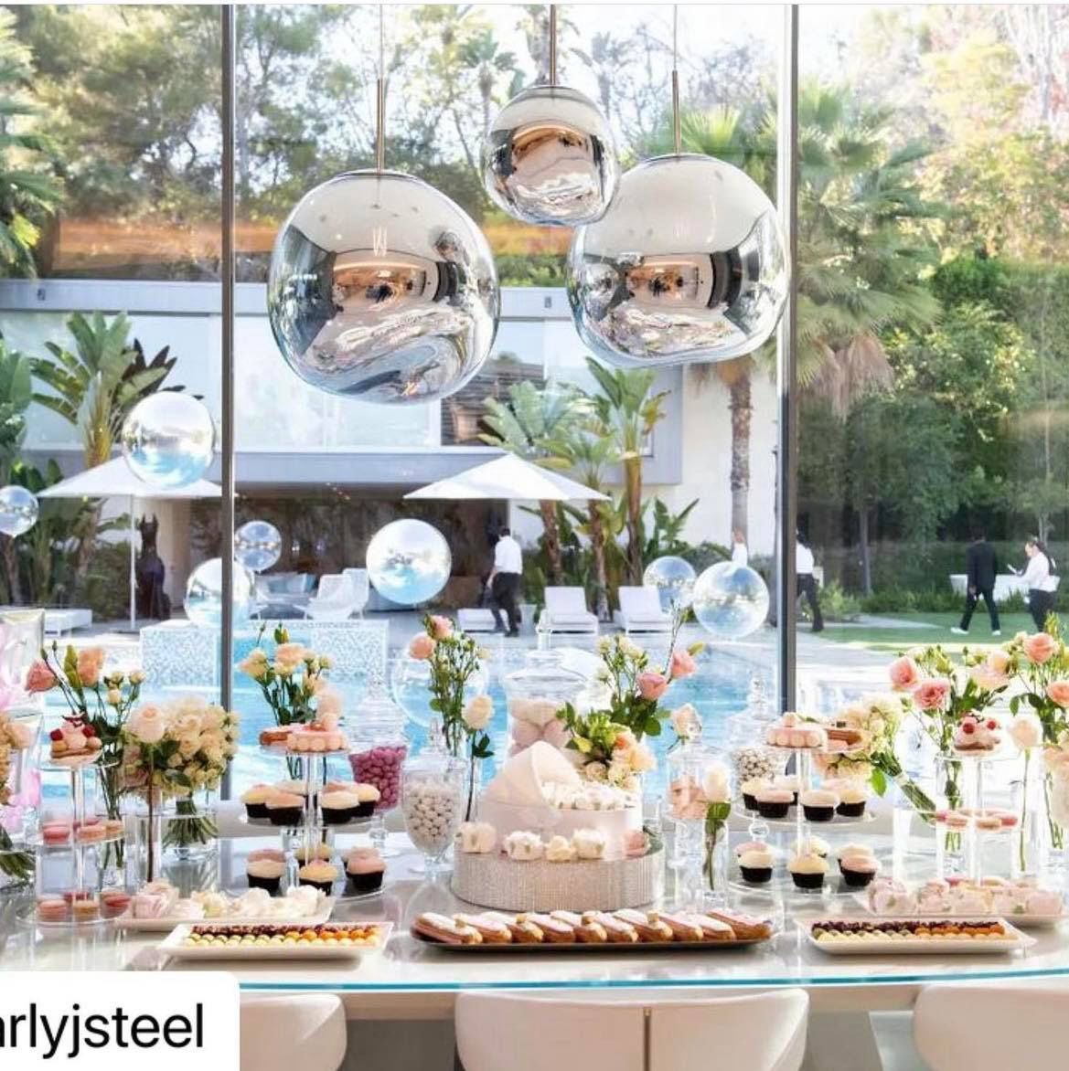 Rebel Wilson chwali się wystawnym baby shower