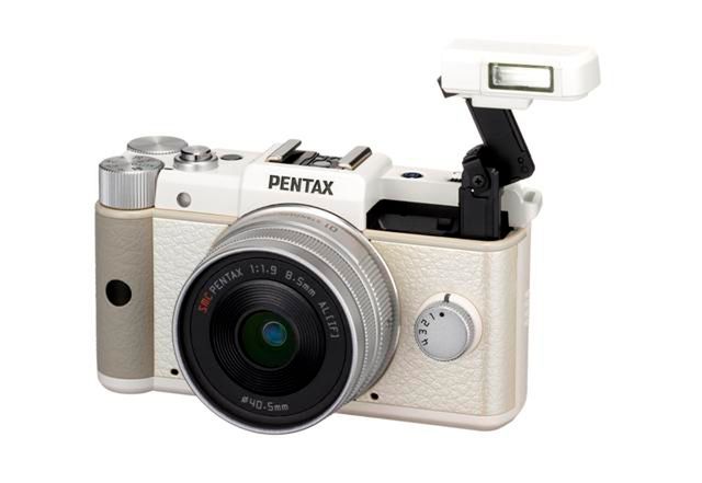 Pentax Q - bezlusterkowiec z matrycą z kompaktów 2