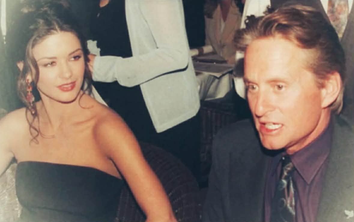 Catherine Zeta Jones uczciła SREBRNE GODY z Michaelem Douglasem