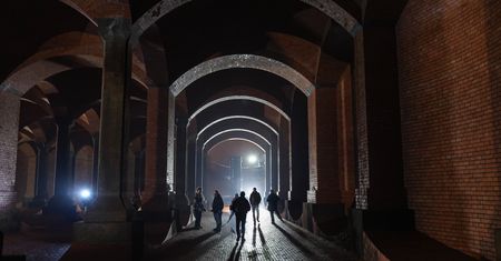 Taka okazja zdarza się raz w roku. Turyści weszli do podziemi