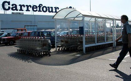 Carrefour otwiera kolejne sklepy