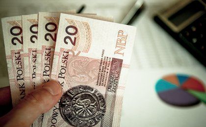 Za pół roku dolar może kosztować nawet 4,40 zł