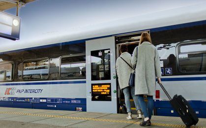 PKP Intercity uruchamia dodatkowe pociągi na Sylwestra