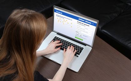 Zakaz handlu bronią na Facebook'u. Władze portalu reagują na rozporządzenie Baracka Obamy