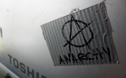 Europejski Kongres Gospodarczy. Policja zatrzymała anarchistów okupujących kamienicę