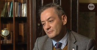 Biedroń w "Uwadze TVN": "Nie jestem fałszywy. Może dlatego ludzie mnie kochają"