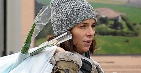 Anna Czartoryska: Poród tuż, tuż, a ona robi zakupy! Co za krągłości... [PAPARAZZI]