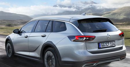 Nowy konkurent dla VW Passata Alltracka. Znamy ceny nowego Opla Insignii