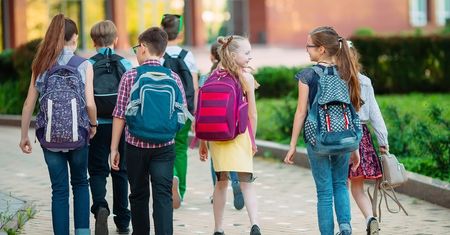 Nie pozwól na to swojemu dziecku w ostatnich dniach szkoły! Może mieć problemy