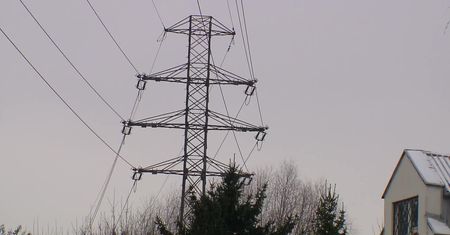 Senat przyjął ustawy o finansowaniu in vitro oraz zamrożeniu cen energii do połowy roku