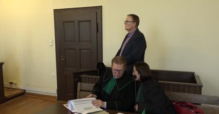 Miał przywiązać psa i ciągnąć go za autem. Sąd uchylił sprawę i skierował ją do ponownego rozpoznania
