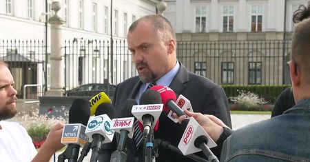 “Reżim używa prawdziwych ludzi jako żywe tarcze”. Sekretarz Stanu w Kancelarii Prezydenta o sytuacji uchodźców na granicy z Białorusią.