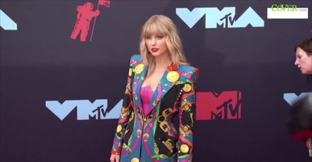 Taylor Swift pochwalił nowy album Halsey.