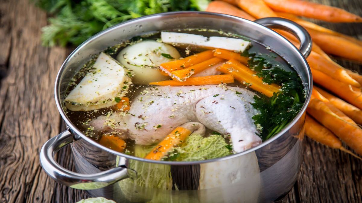 Rosół - Pyszności; źródło: Adobe