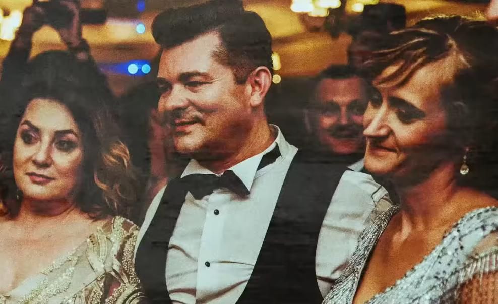 Danuta i Zenon Martyniuk z mamą Eweliny