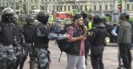 Na ulicach Moskwy znowu niespokojnie. Setki zatrzymanych