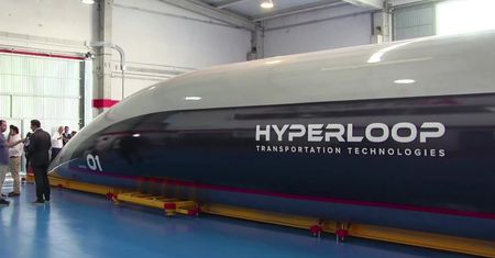 Hyperloop na pokazie w Hiszpanii. Pierwsza na świecie kapsuła pasażerska ma osiągać prędkość 1200 km/h