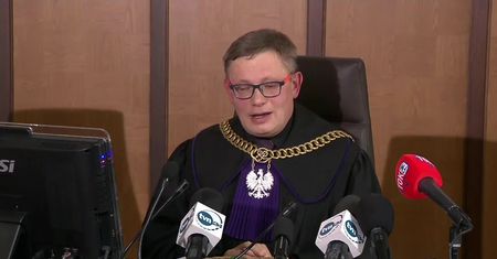 “Ten wyrok dowodzi, że władzy nie wolno wszystkiego”. Z. Ziobro przegrał sprawę z sędzią o zniesławienie
