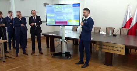 “Tradycyjnie haniebne zaniechanie Hanny Gronkiewicz-Waltz”. Spadkobierca ma zwrócić 2 mln zł Warszawie