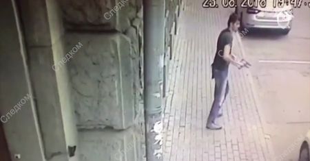 Strzelanina w Moskwie. Napastnik otworzył ogień do dwóch policjantów