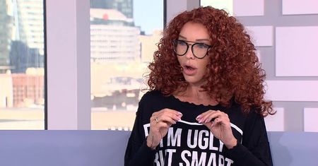Ewa Minge ma raka