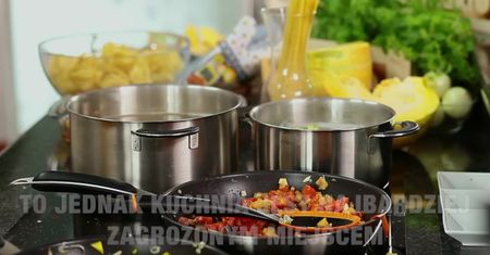 Najwięcej zarazków mamy nie w toalecie, tylko… w kuchni. Jak zadbać o czystość?