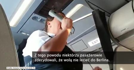 Pasażerowie opuścili pokład samolotu przed wylotem do Berlina. Po powrocie groziła im 14-dniowa kwarantanna