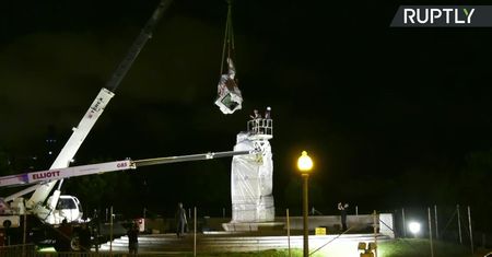 Pomnik Krzysztofa Kolumba usunięty z parku w Chicago