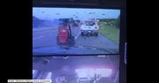 Ten policjant miał mnóstwo szczęścia. Piorun uderzył tuż obok jego stóp