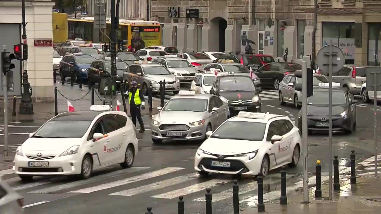 Protest taksówkarzy w Warszawie